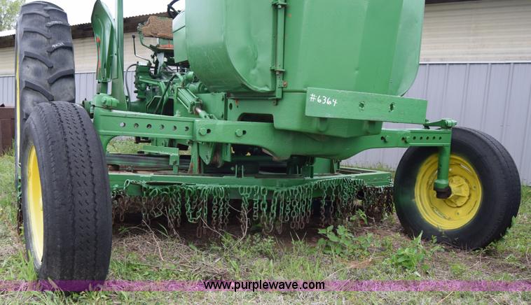 image for item E6365 John Deere 401 tractor