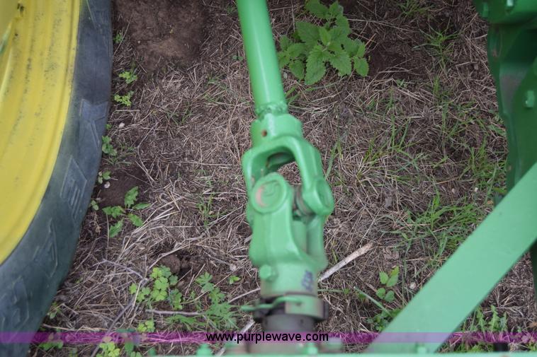 image for item E6365 John Deere 401 tractor