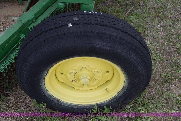 image for item E6365 John Deere 401 tractor