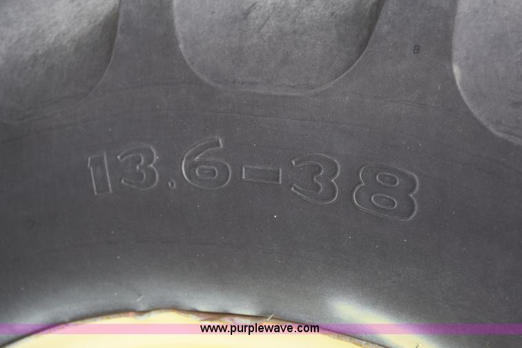 image for item E6365 John Deere 401 tractor