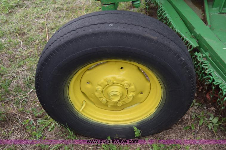image for item E6365 John Deere 401 tractor