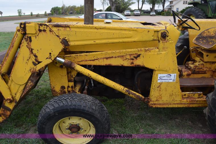image for item E6367 Massey-Ferguson 2200 tractor