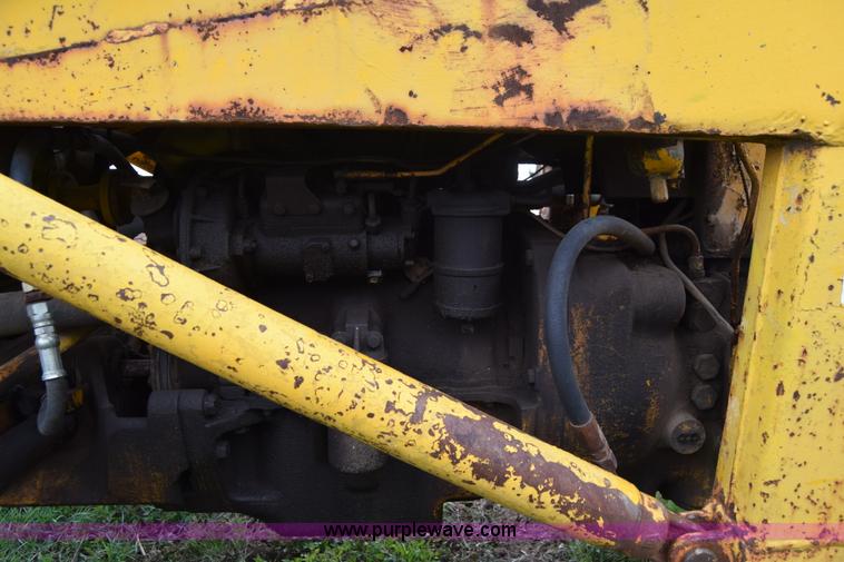 image for item E6367 Massey-Ferguson 2200 tractor