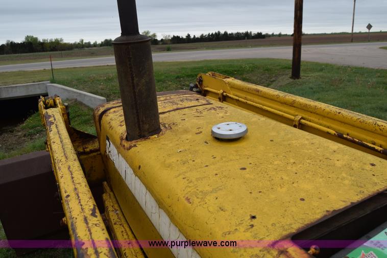 image for item E6367 Massey-Ferguson 2200 tractor