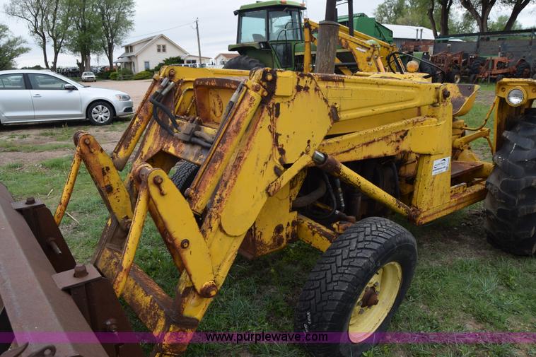 image for item E6367 Massey-Ferguson 2200 tractor