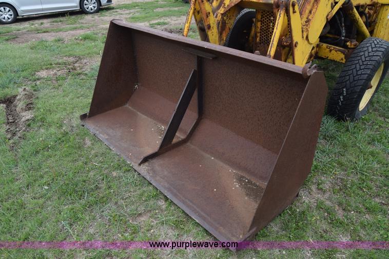 image for item E6367 Massey-Ferguson 2200 tractor