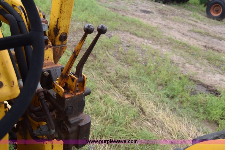 image for item E6371 Massey-Ferguson MF30 tractor