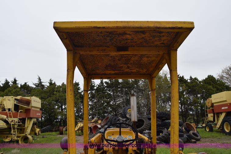 image for item E6371 Massey-Ferguson MF30 tractor