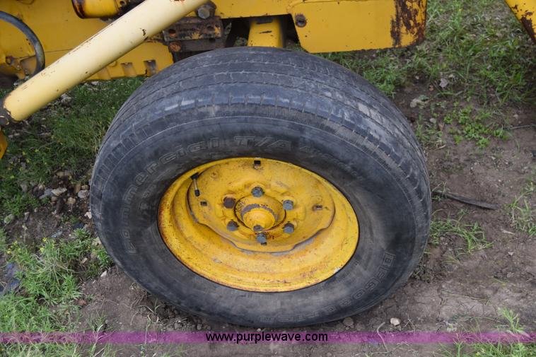 image for item E6371 Massey-Ferguson MF30 tractor