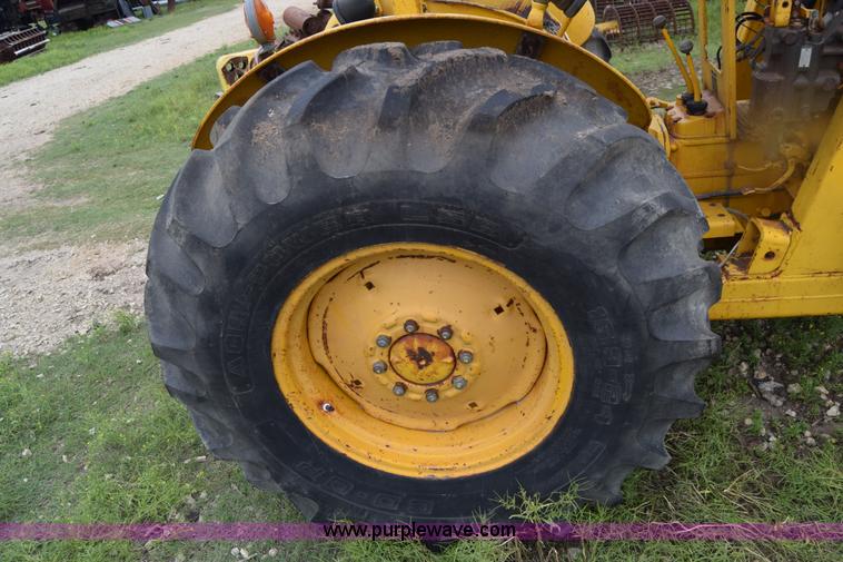 image for item E6371 Massey-Ferguson MF30 tractor