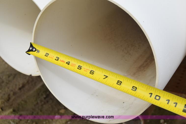 image for item E6376 Approximately 30 pieces of pipe