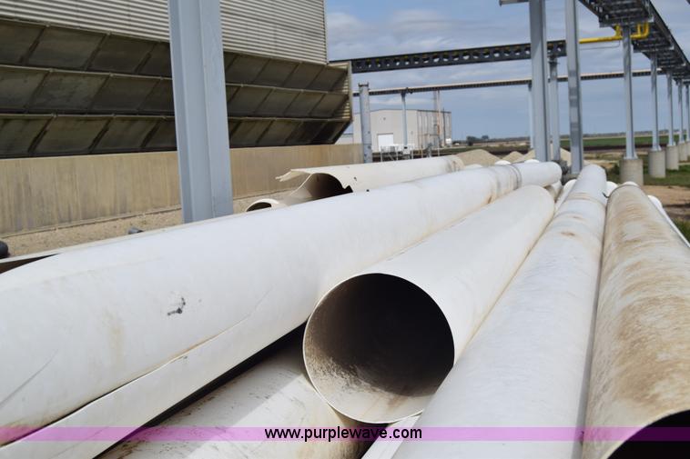 image for item E6376 Approximately 30 pieces of pipe