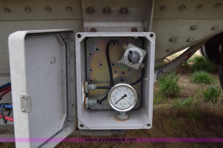 image for item E6377 1999 Timpte grain trailer