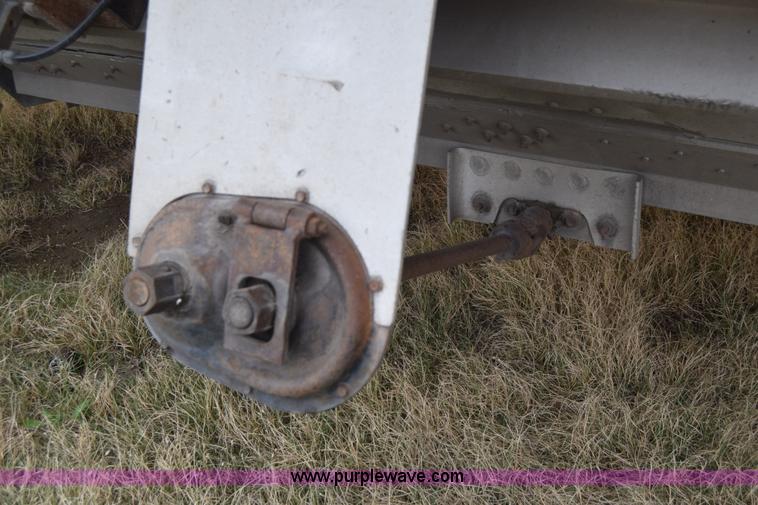 image for item E6377 1999 Timpte grain trailer