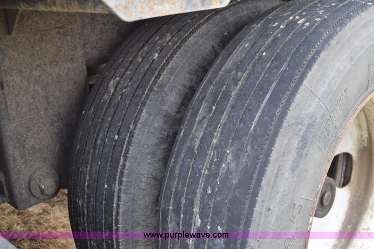 image for item E6377 1999 Timpte grain trailer