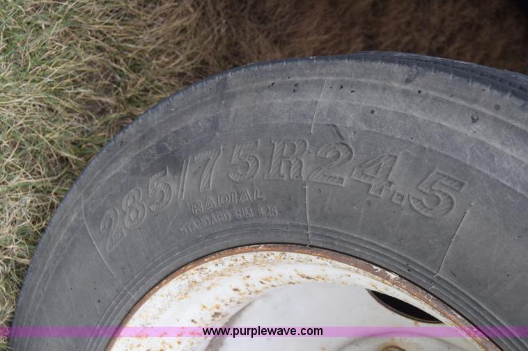 image for item E6377 1999 Timpte grain trailer