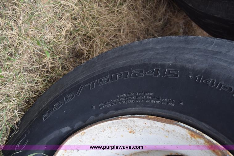 image for item E6377 1999 Timpte grain trailer