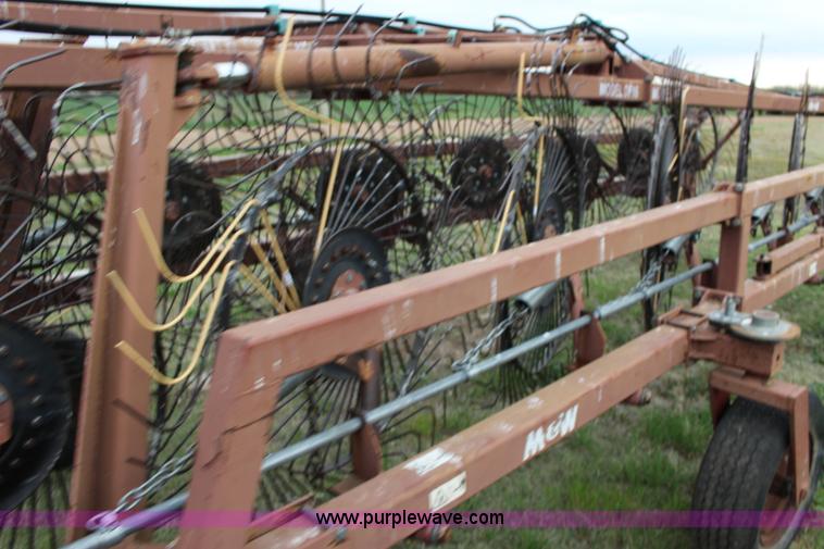 image for item F7686 M&W DF16 wheel rake