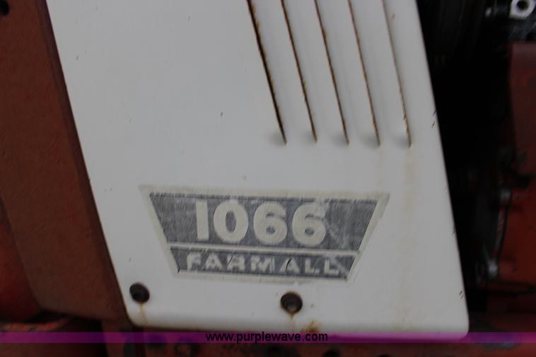image for item F7695 1974 International 1066 tractor