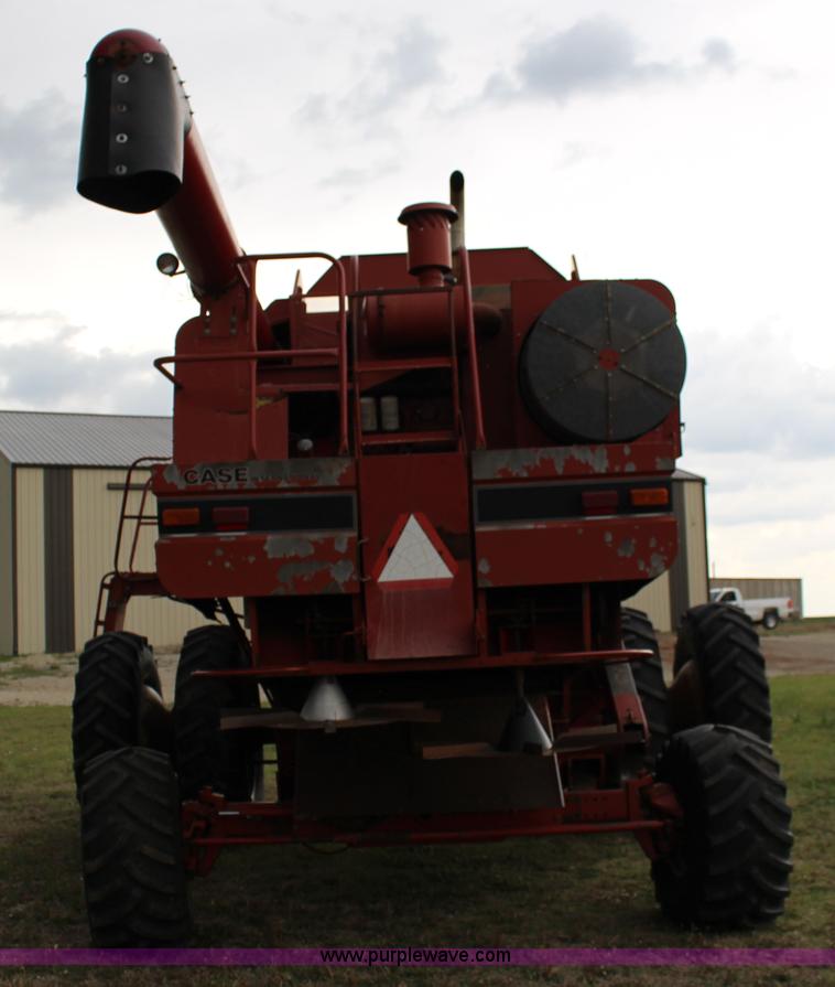 image for item F7696 1986 Case IH 1680 Axial-Flow combine