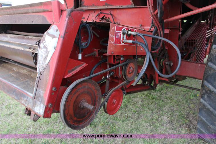 image for item F7696 1986 Case IH 1680 Axial-Flow combine