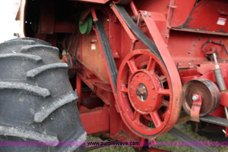 image for item F7696 1986 Case IH 1680 Axial-Flow combine