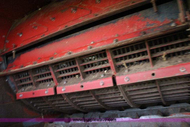 image for item F7696 1986 Case IH 1680 Axial-Flow combine