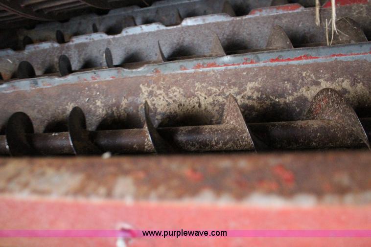 image for item F7696 1986 Case IH 1680 Axial-Flow combine