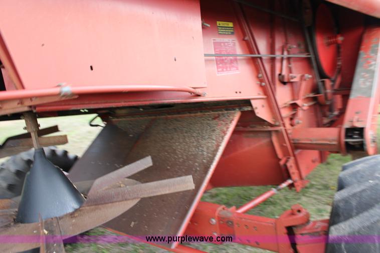 image for item F7696 1986 Case IH 1680 Axial-Flow combine