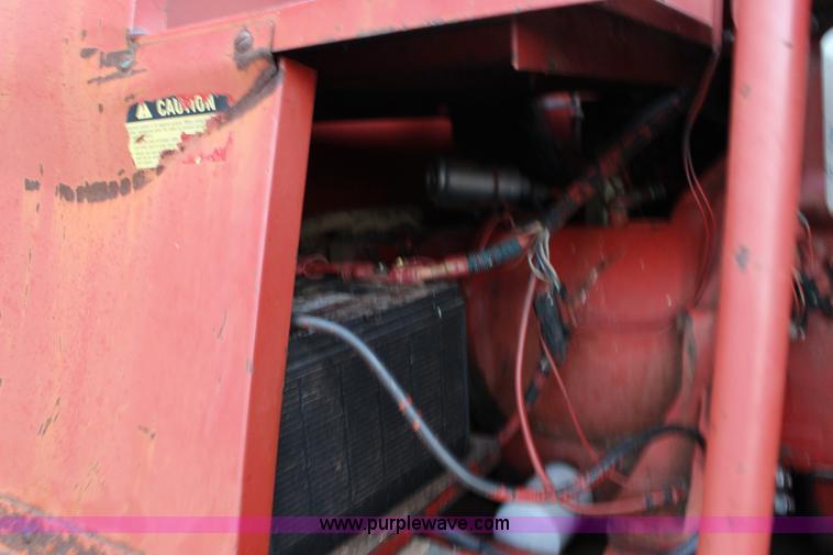 image for item F7696 1986 Case IH 1680 Axial-Flow combine