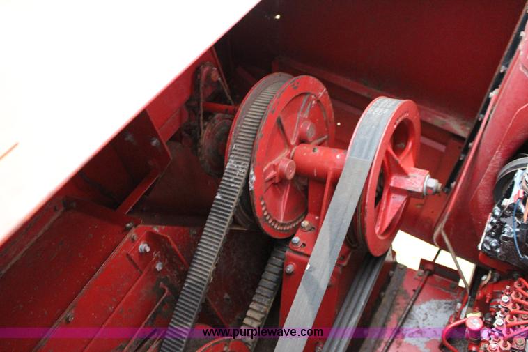 image for item F7696 1986 Case IH 1680 Axial-Flow combine