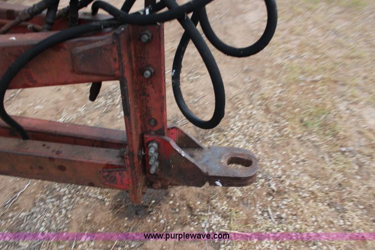 MasseyFerguson 128 chisel plow with anhydrous points in Hazelton, KS Item F7700 sold Purple