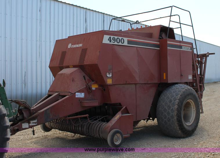 image for item F7708 1988 Hesston 4900 large square baler