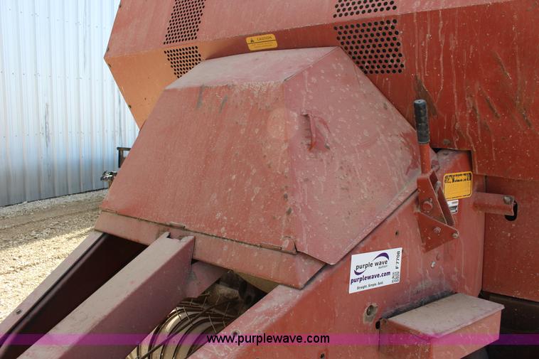 image for item F7708 1988 Hesston 4900 large square baler