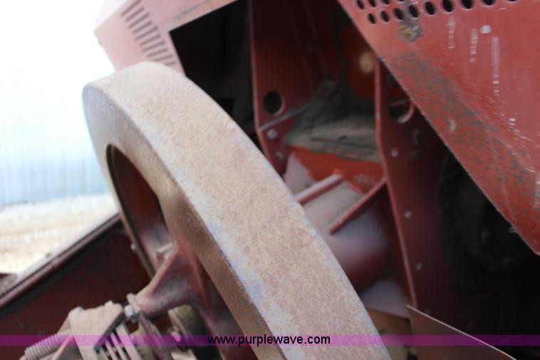 image for item F7708 1988 Hesston 4900 large square baler