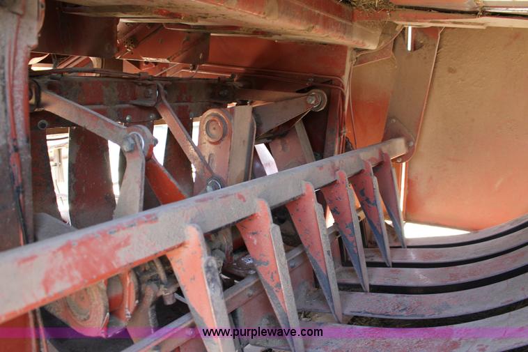 image for item F7708 1988 Hesston 4900 large square baler