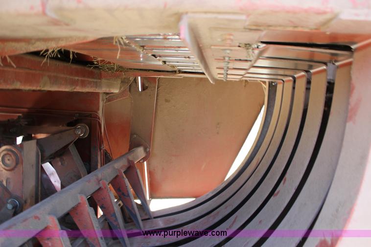 image for item F7708 1988 Hesston 4900 large square baler