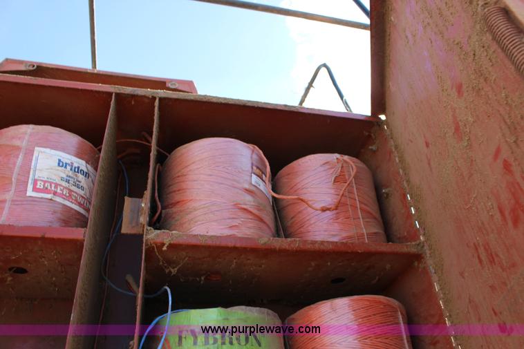 image for item F7708 1988 Hesston 4900 large square baler