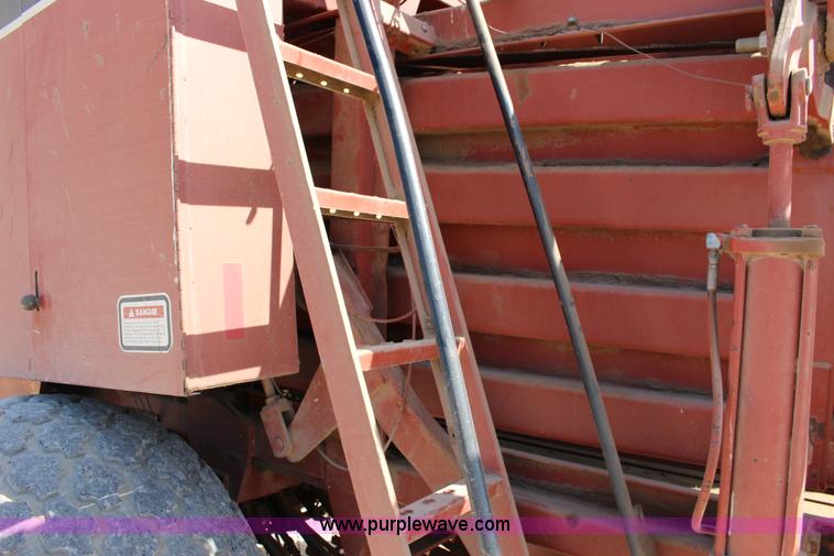 image for item F7708 1988 Hesston 4900 large square baler