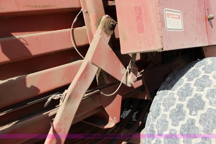 image for item F7708 1988 Hesston 4900 large square baler
