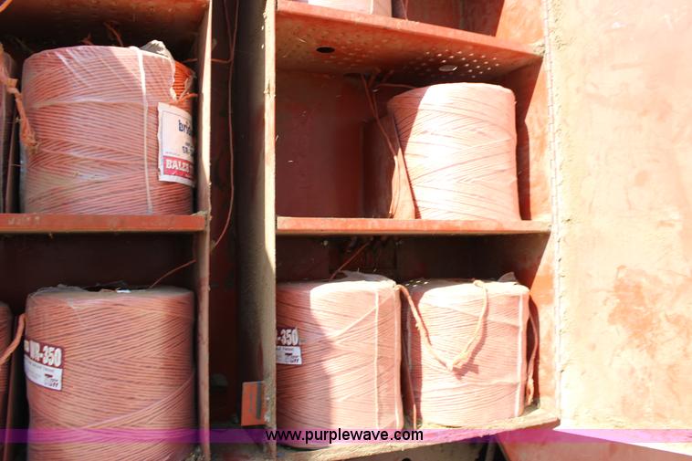 image for item F7708 1988 Hesston 4900 large square baler