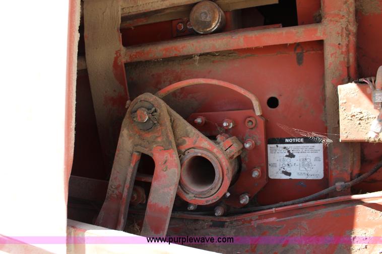 image for item F7708 1988 Hesston 4900 large square baler
