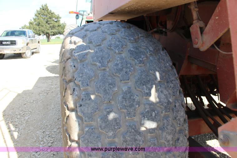 image for item F7708 1988 Hesston 4900 large square baler