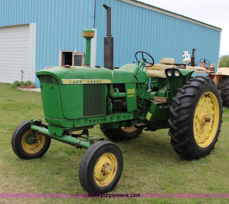 image for item F7717 John Deere 3020 row crop tractor