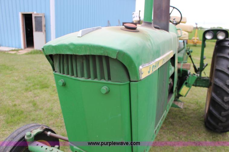 image for item F7717 John Deere 3020 row crop tractor