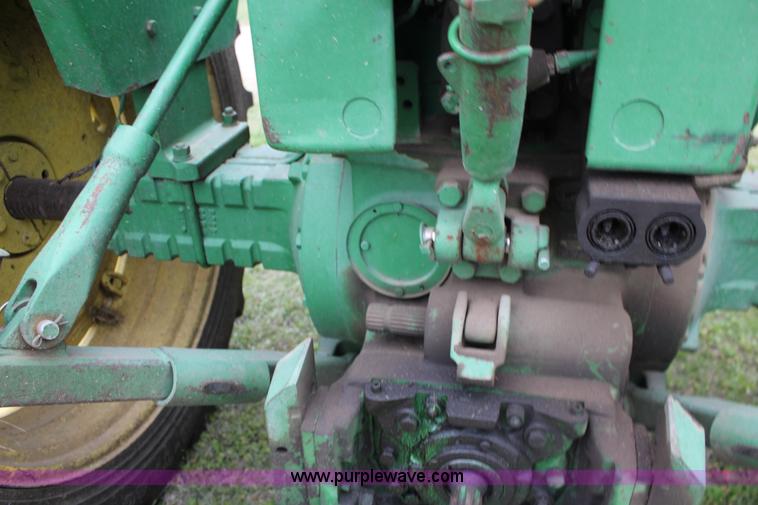 image for item F7717 John Deere 3020 row crop tractor