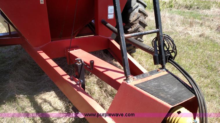 image for item F7751 Unverferth 4500 grain cart