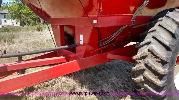 image for item F7751 Unverferth 4500 grain cart