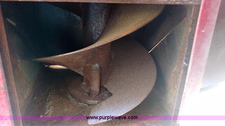 image for item F7751 Unverferth 4500 grain cart