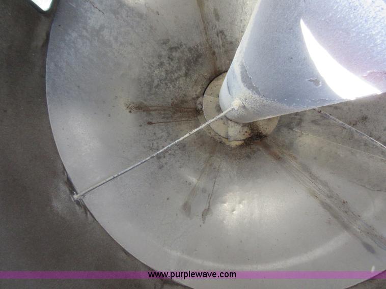 image for item G6627 Arts-Way 500A feed mixer